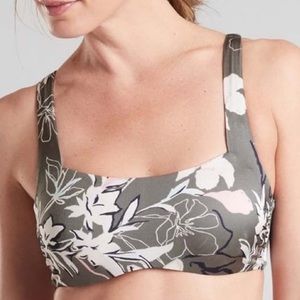 NWT Athleta Aqualuxe Wildflower Bra-Sized Bikini Top Size 36B/C
